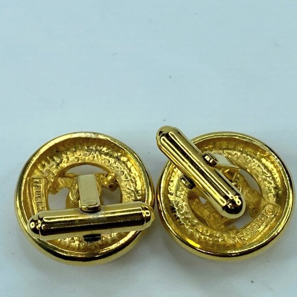 Chanel Goldtone Metal CC Cut-Out men's cufflinks Authentic in box GS324 - Picture 5 of 6